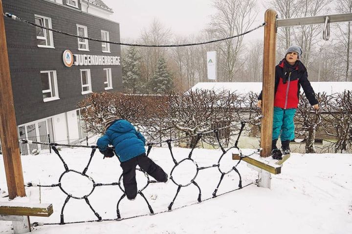 Winterberg mit Kindern