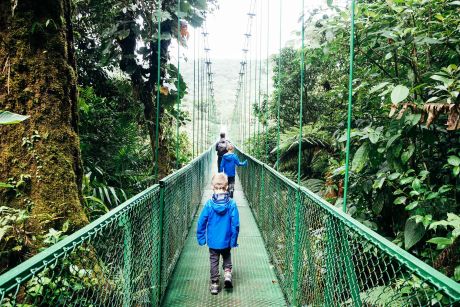 Costa Rica mit Kindern - Hängebrücken im Regenwald