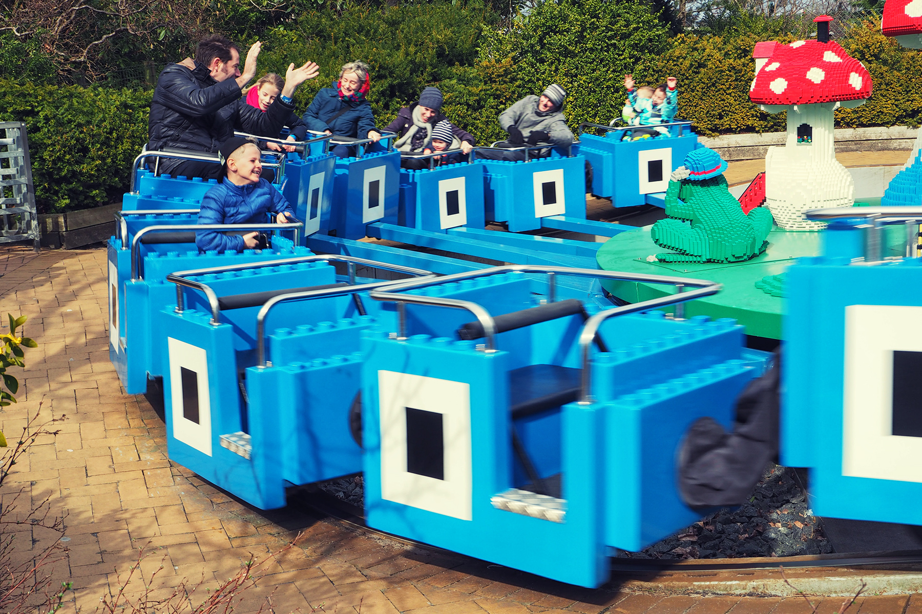 Travelisto - Reisen mit Kindern - Familien Reiseblog - Legoland