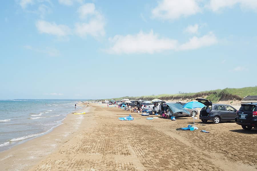 Strand in Japan Roadtrip Campervan