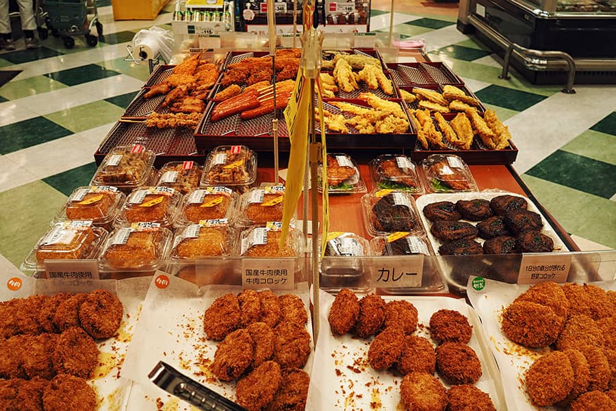 Essen im Supermarkt Japan