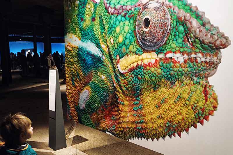 Gasometer mit Kindern