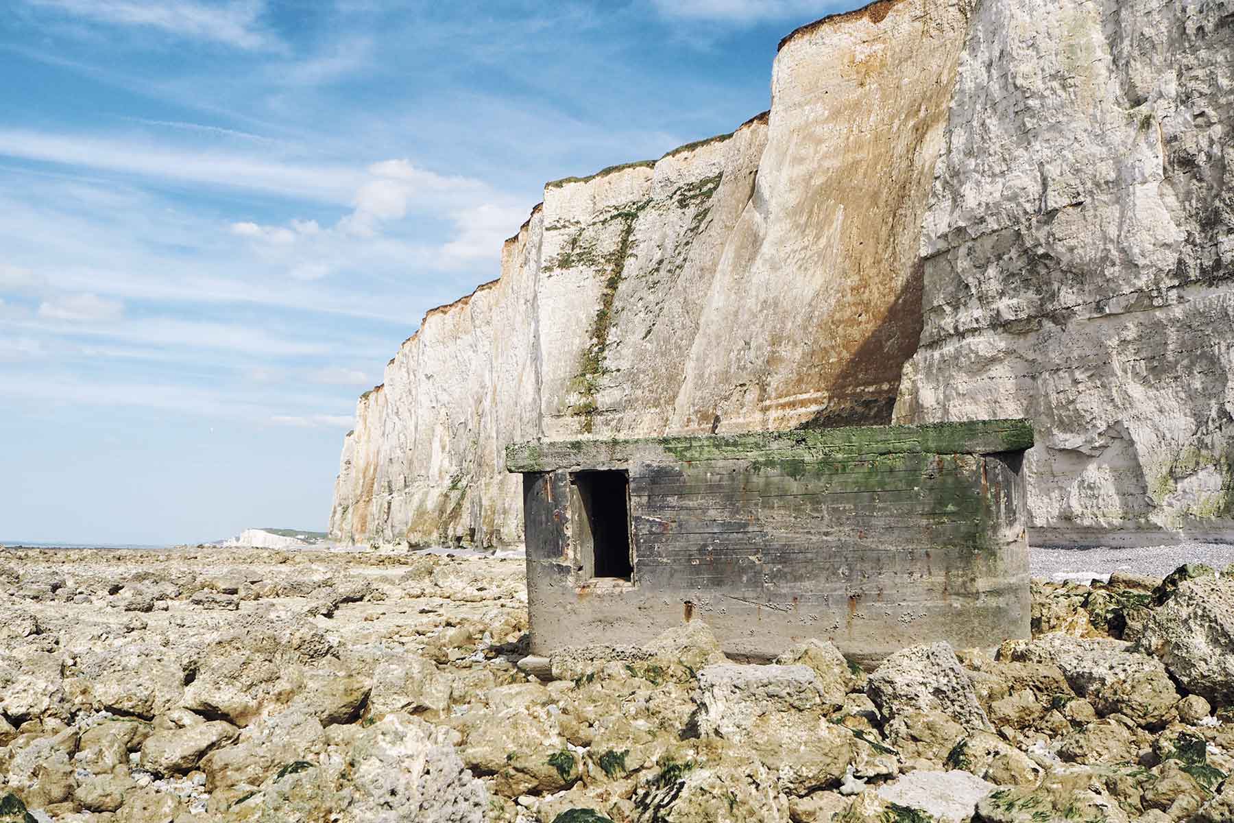 Bunker am Strand der Normandie