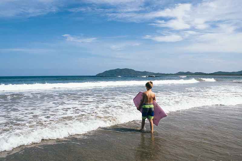 Surfen und Bodyboarden in Tamarindo