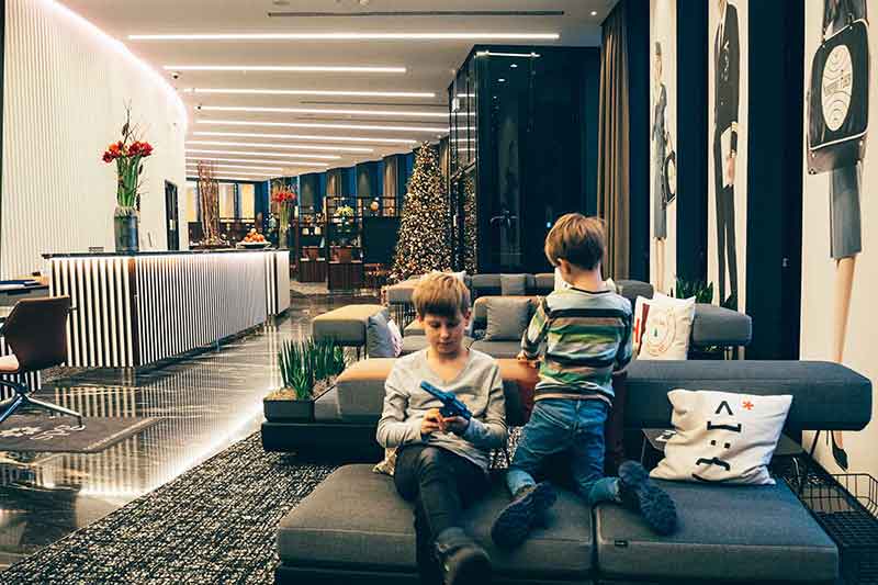 Nordport Plaza mit Kindern