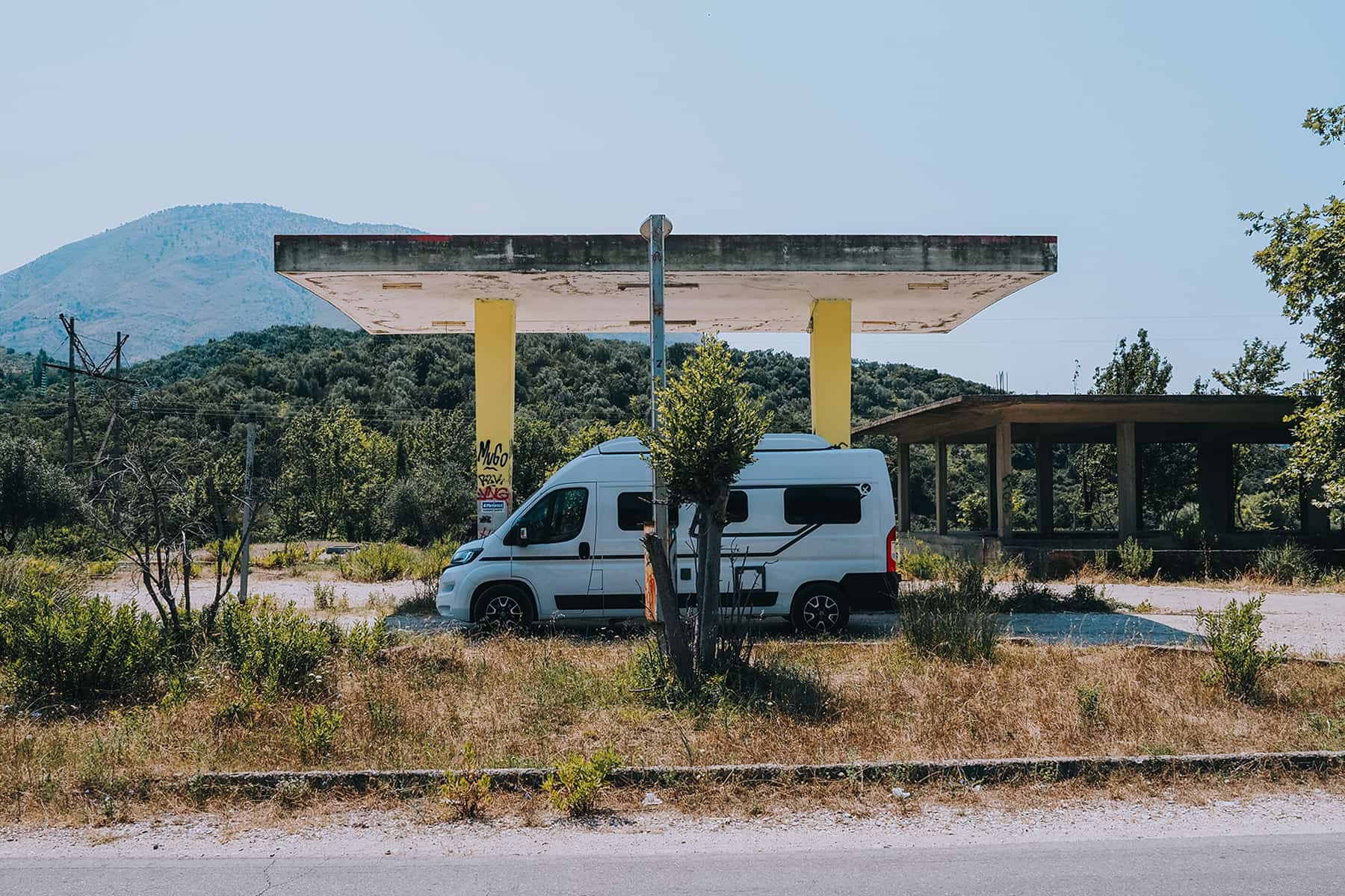 Verlassene Tankstelle Lost Place in Albanien