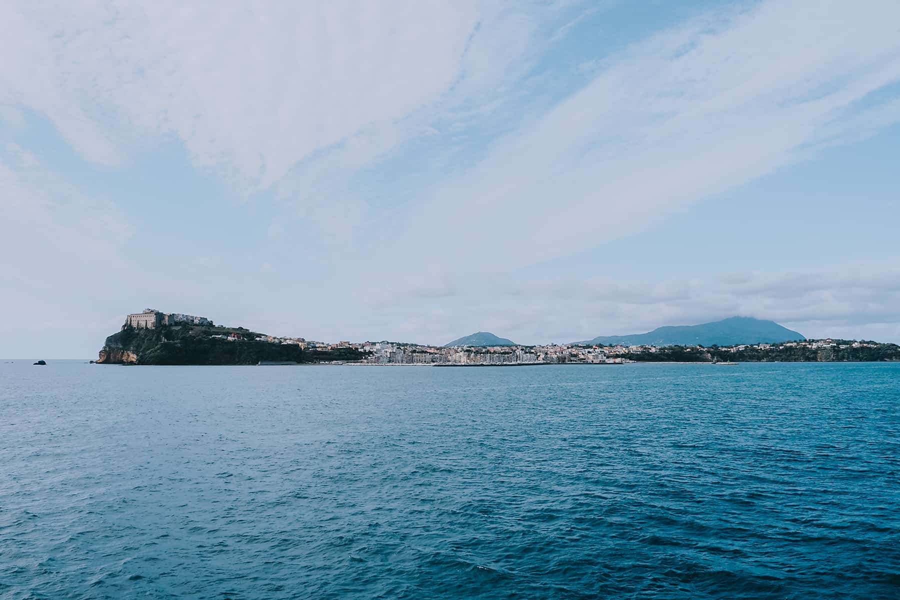 Land in Sicht: Procida
