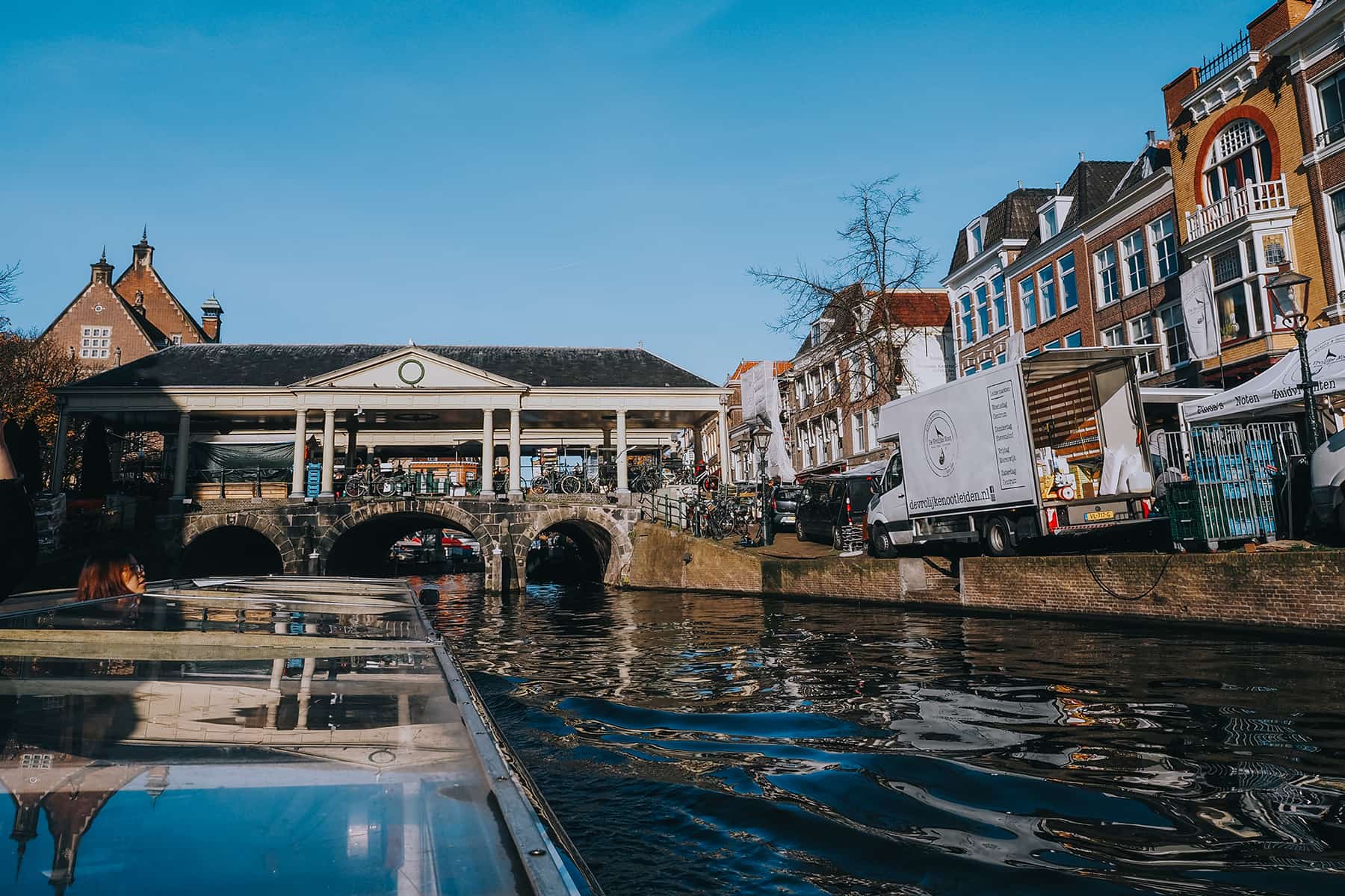 Grachtenfahrt in Leiden