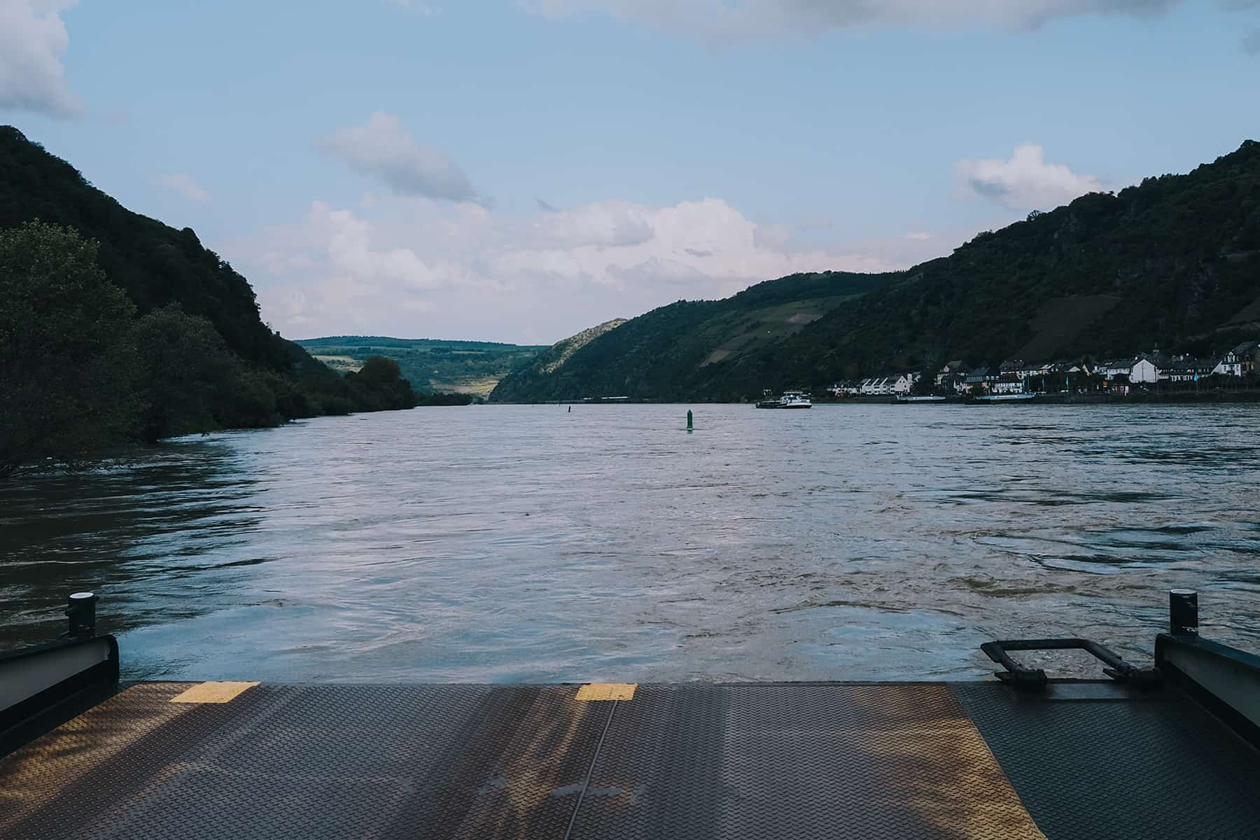 Rheinfähre nach Kaub