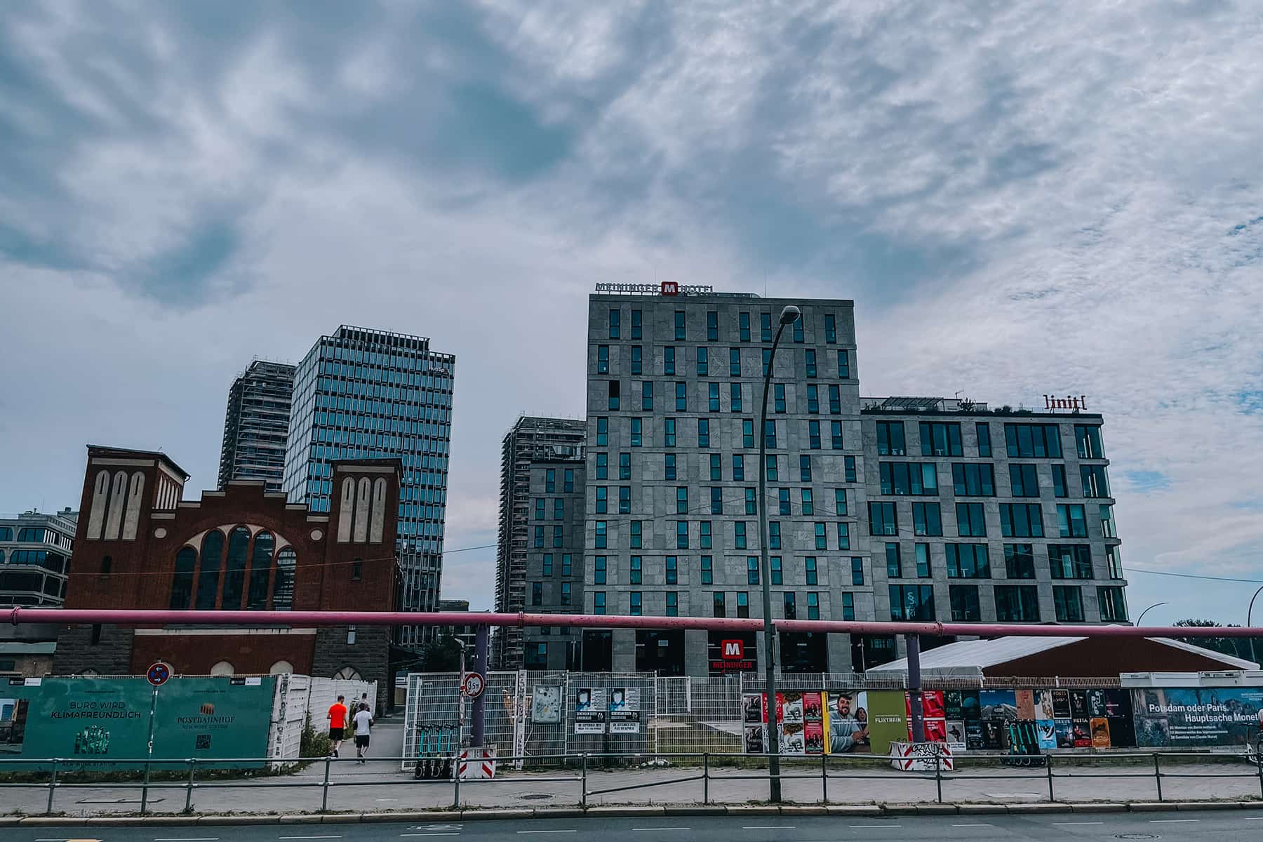 MEININGER Hotel East Side Gallery