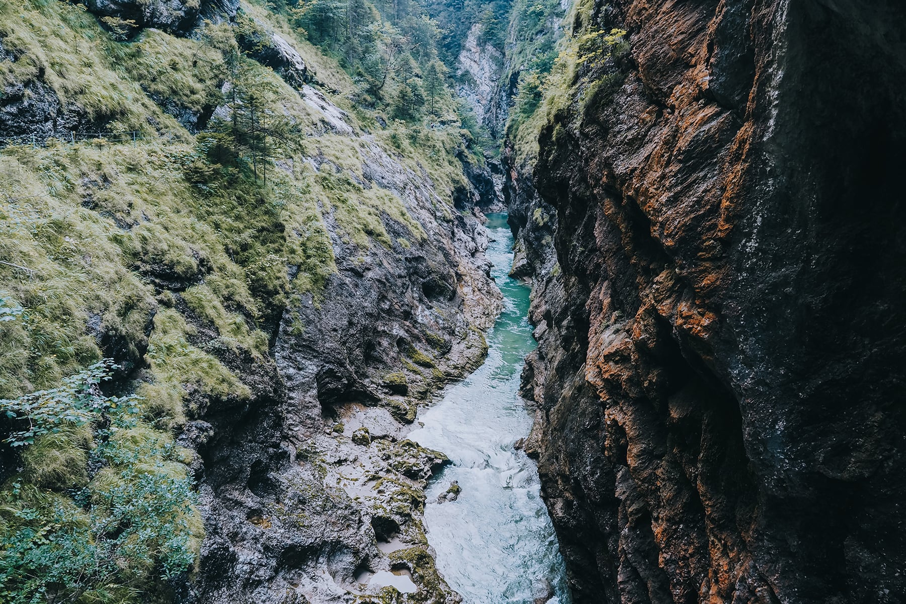 Tiefenbachklamm im Alpbachtal in Tirol Österreich