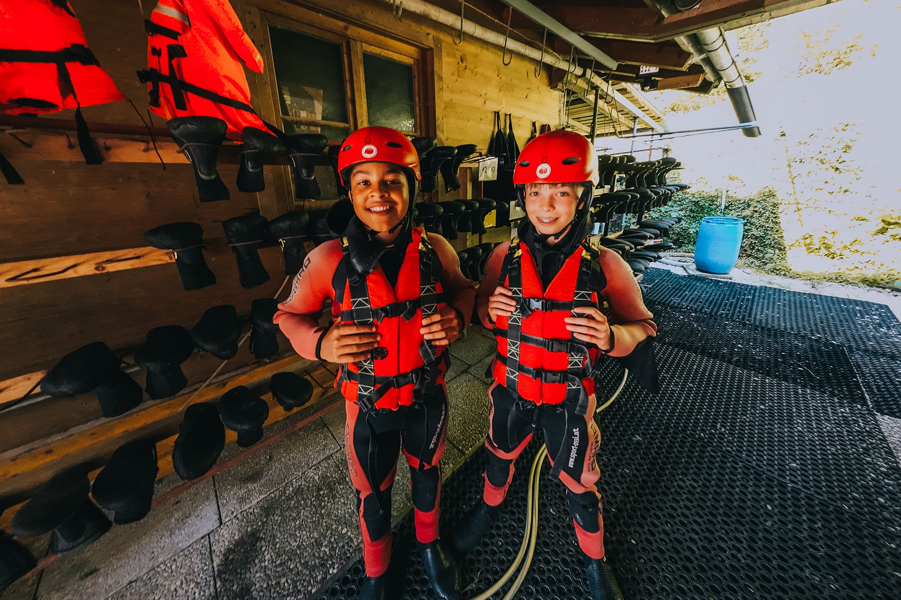 Schlauchreiten im Alpbachtal in Tirol Österreich