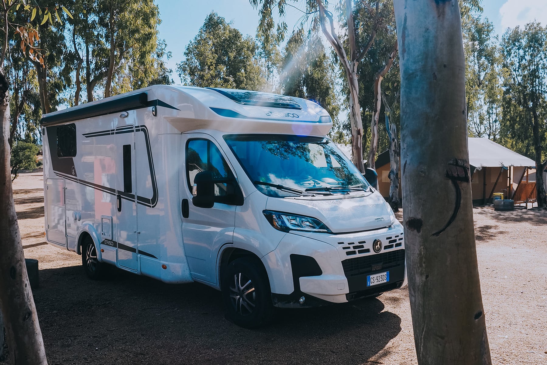 Wohnmobil auf Sardinien in Italien