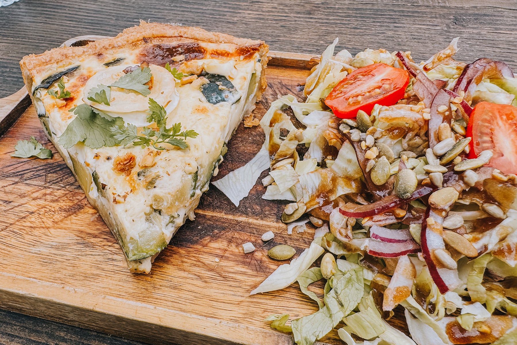 Lunch im Moments Café mit Blick auf die Dünen und das Meer