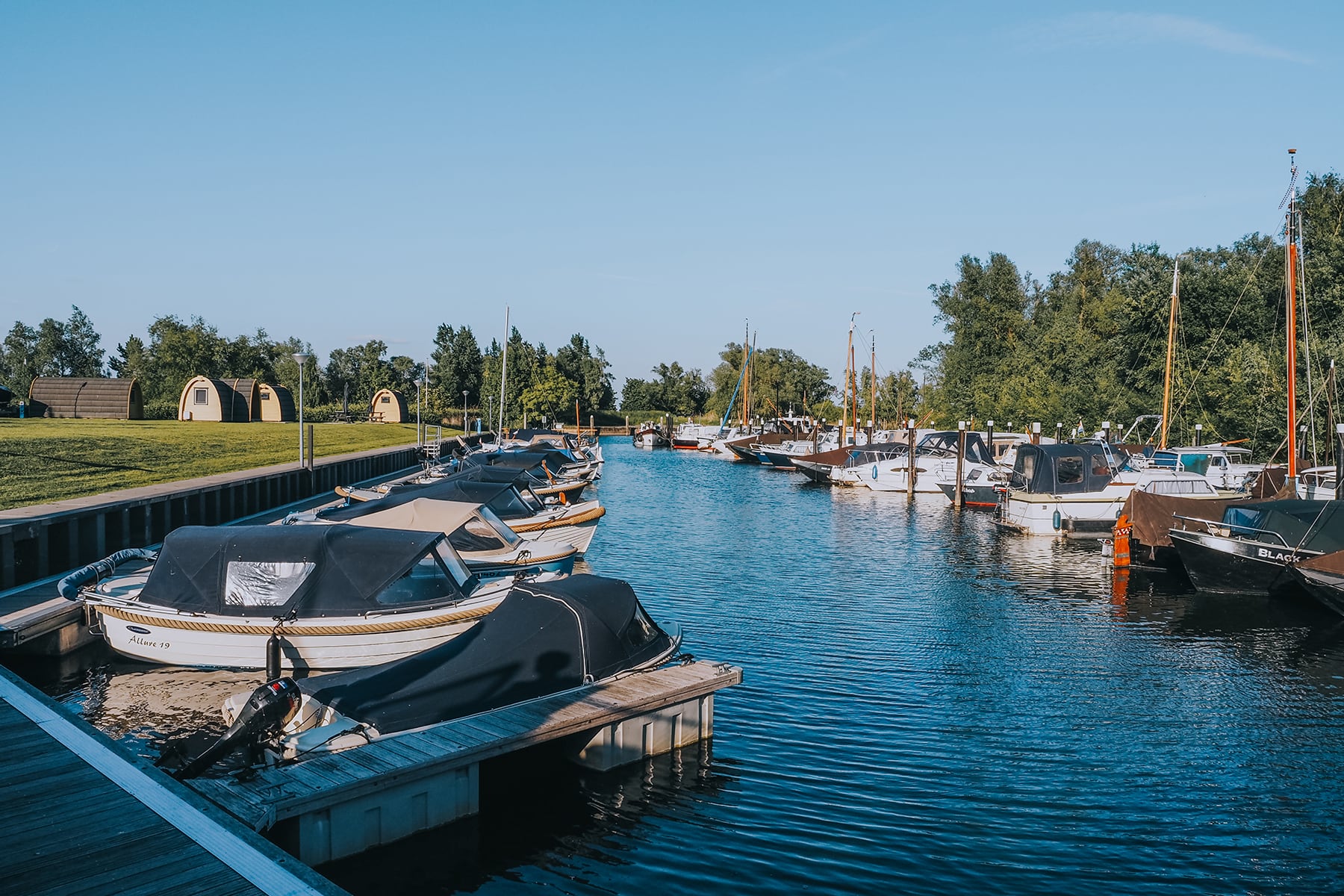 Jachthaven Oversteeg in Brabant in den Niederlanden