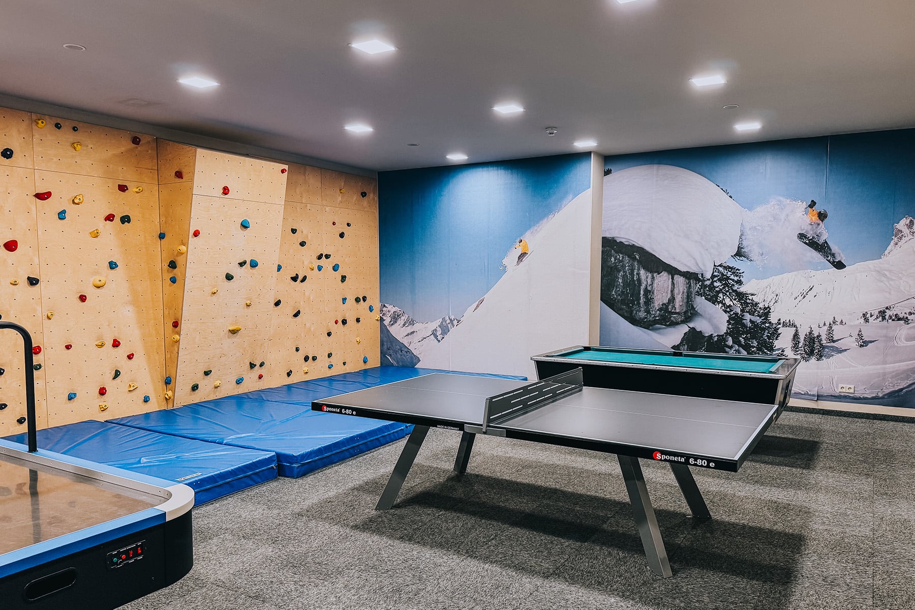 Jägeralpe Winterurlaub Warth Schröcken Vorarlberg Österreich