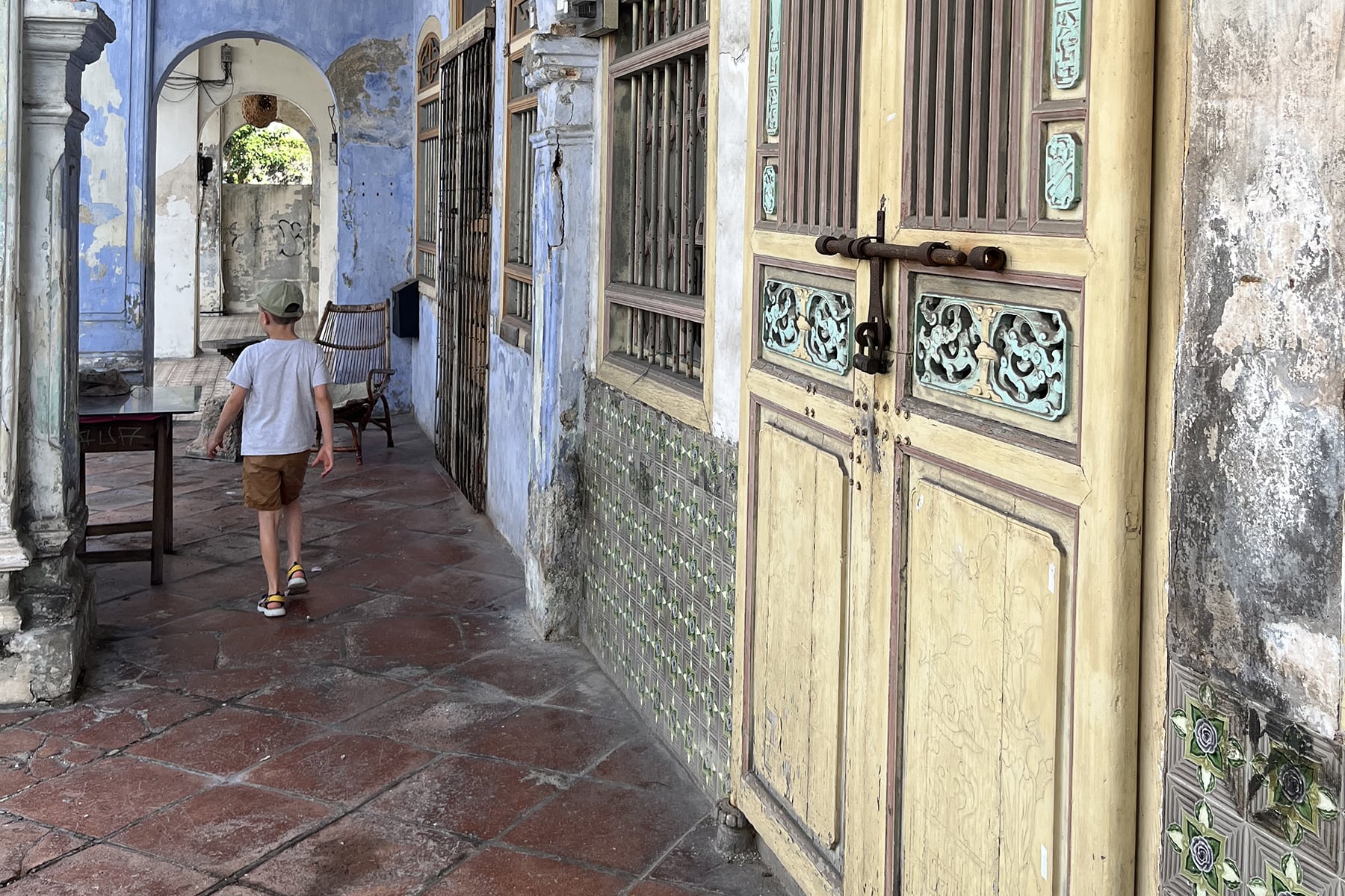 George Town  mit Kindern in Malaysia