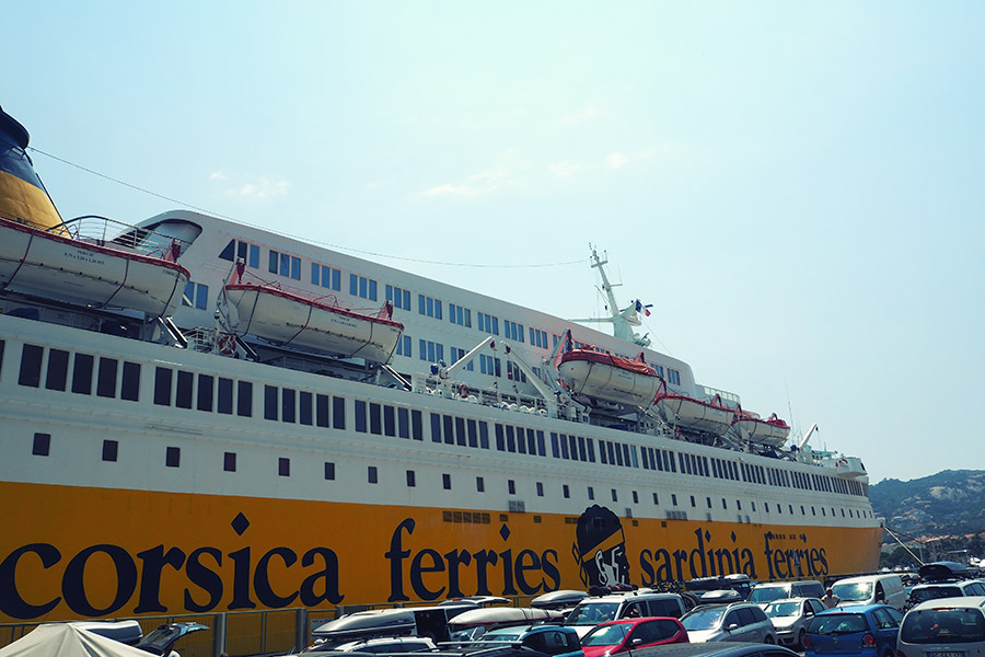 Mit Corsica Ferries von Savona nach Ile Rousse