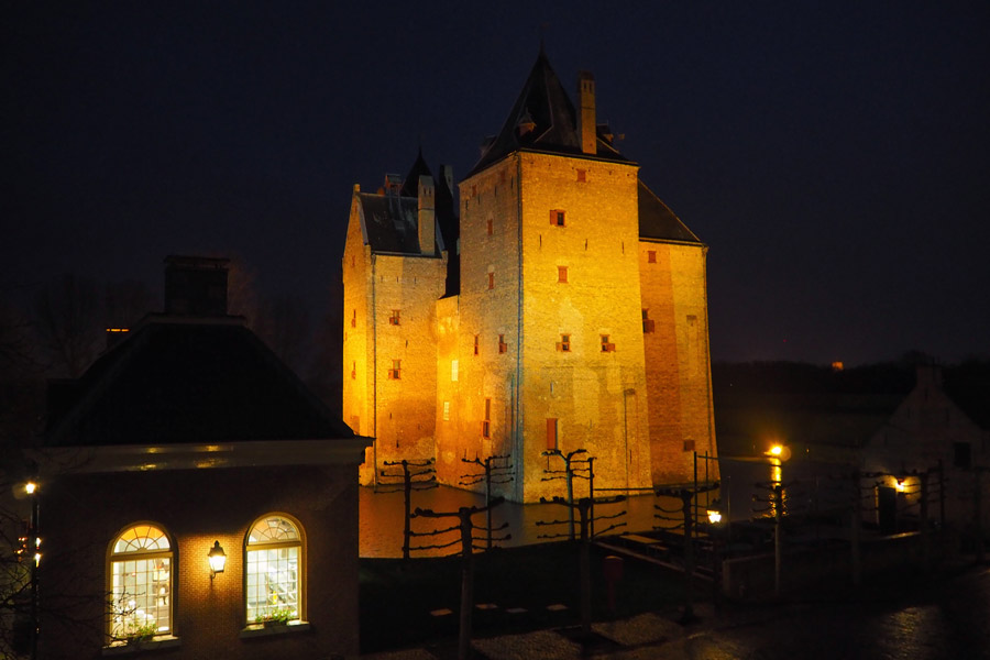 Reisen mit Kindern Schloss Loevestein Holland